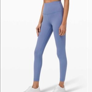 NWT Size 8 Lululemon Wunder Train Leggings